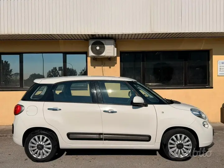 Fiat 500L 2015 photo 4