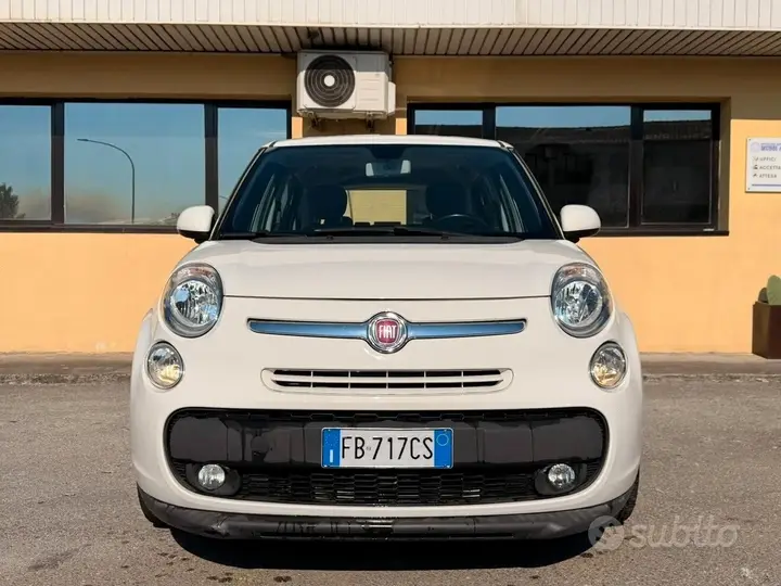 Fiat 500L 2015 photo 2