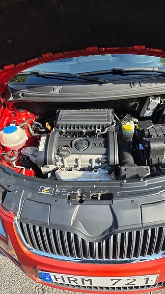 Skoda Fabia 2009 photo 4
