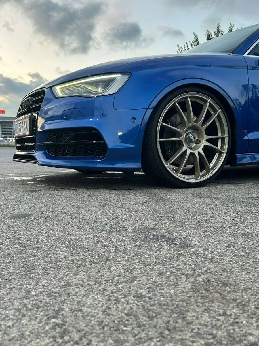 Audi A3 2015 photo 3