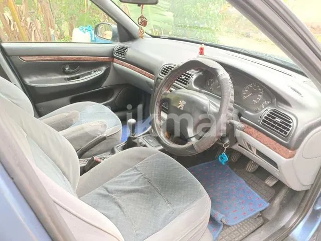 Peugeot 406