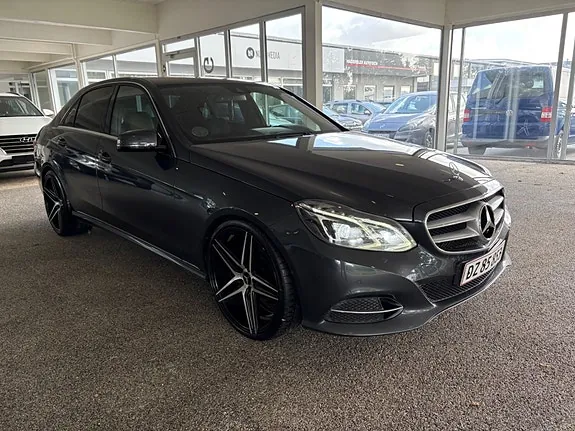 Mercedes-Benz E220 2014 photo 2