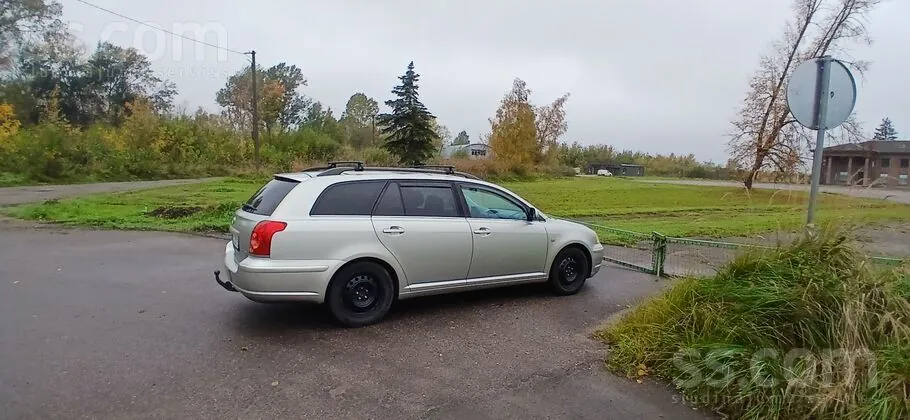 Toyota Avensis 2005 photo 4