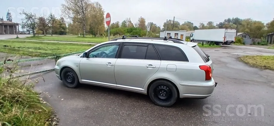 Toyota Avensis 2005 photo 3