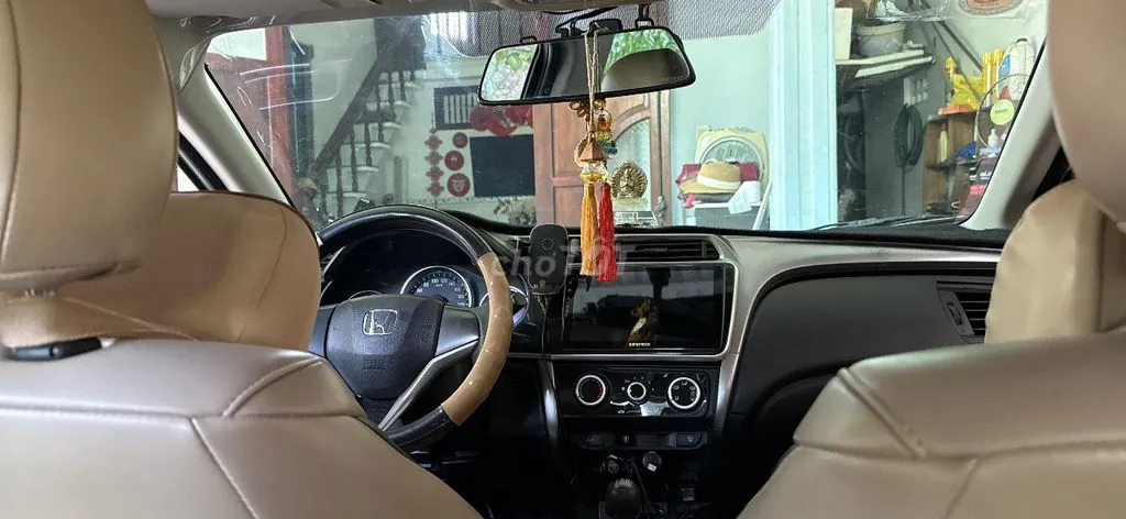 Honda City 2015 photo 5