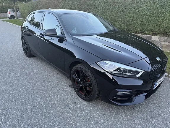 BMW 118D 2021 photo 3