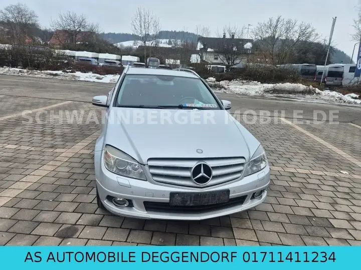 Mercedes-Benz C180