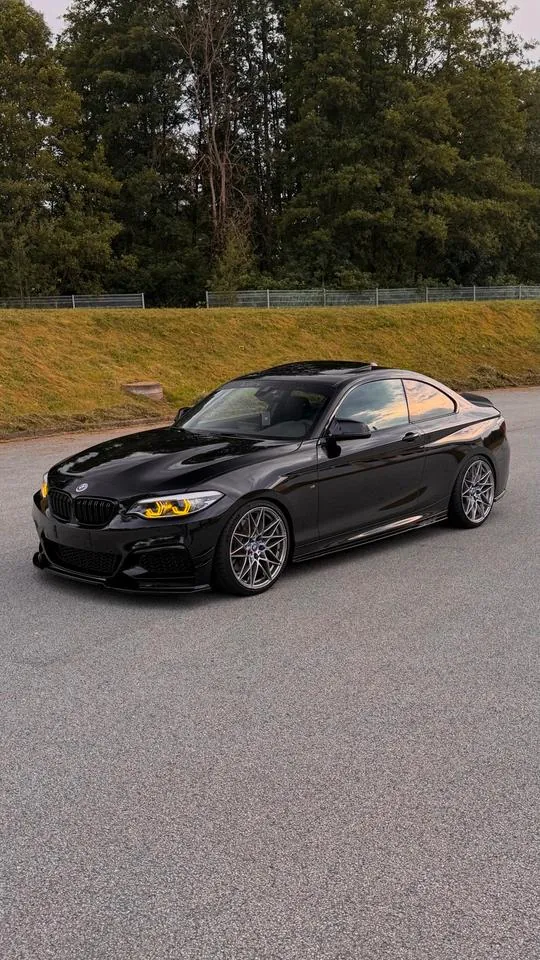 BMW M240I