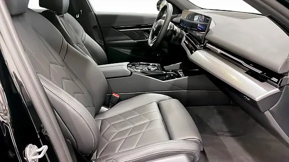 BMW 520 2025 photo 3