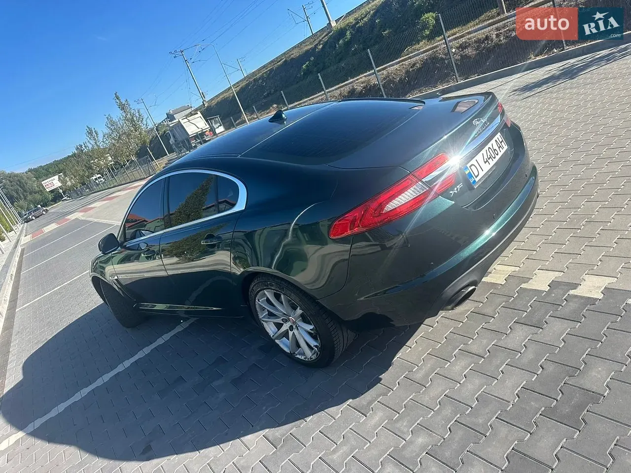 Jaguar Xf 2014 photo 4