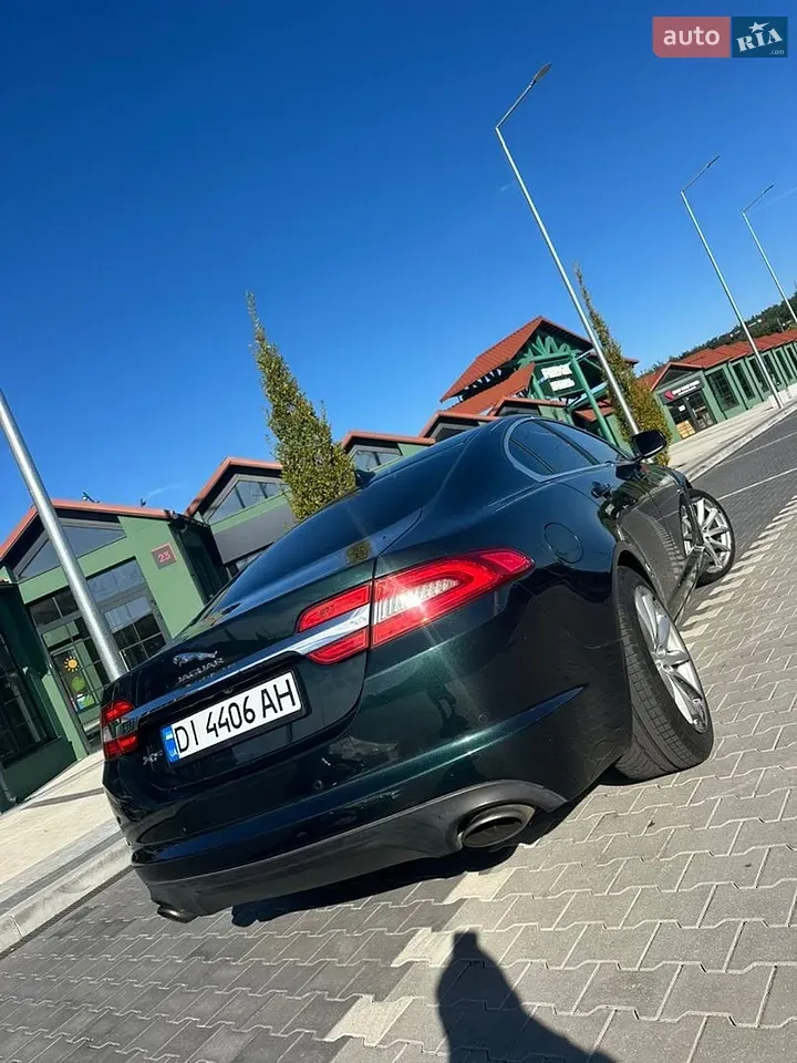 Jaguar Xf