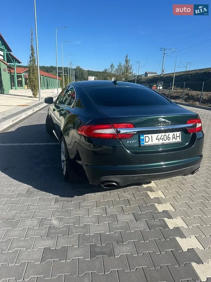 Jaguar Xf 2014 photo 5