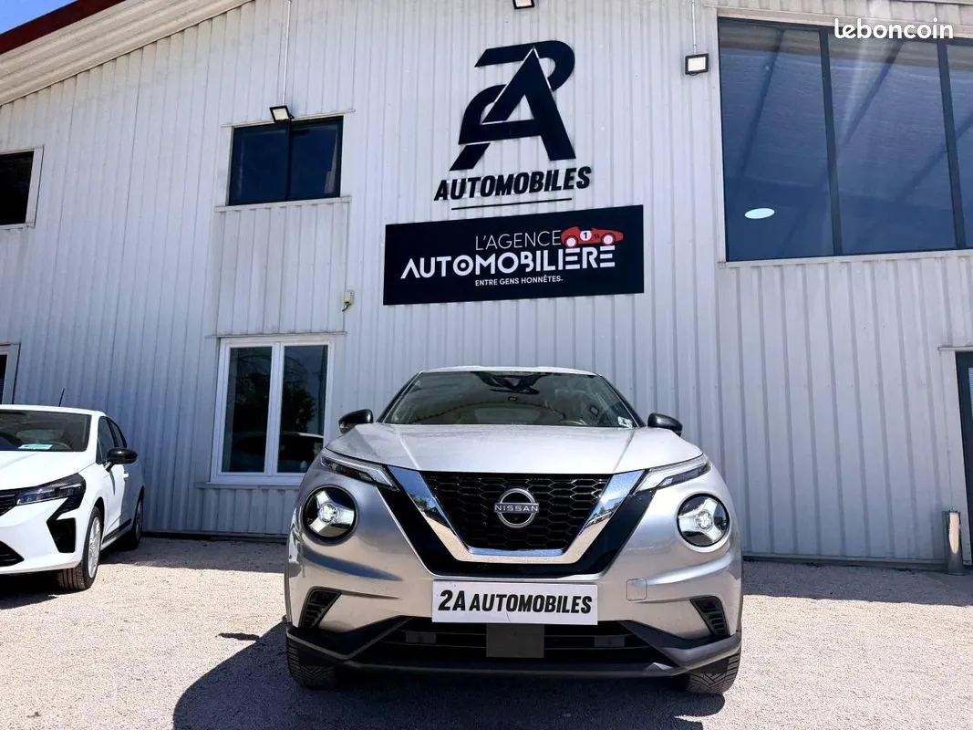 Nissan Juke 2023 photo 2