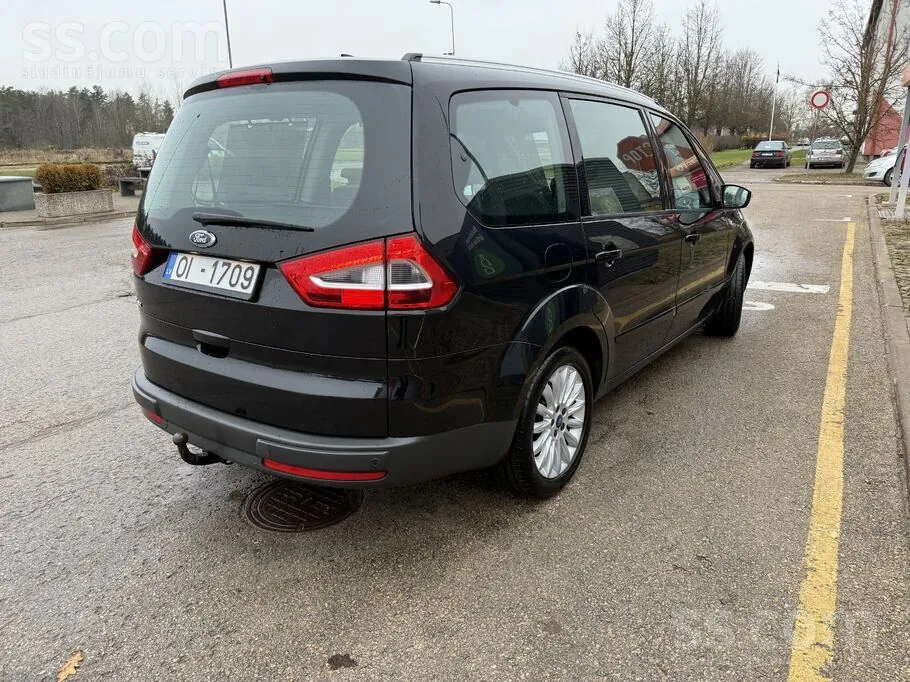 Ford Galaxy 2014 photo 3