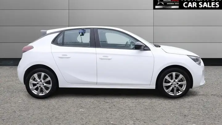 Vauxhall Corsa 2023 photo 2