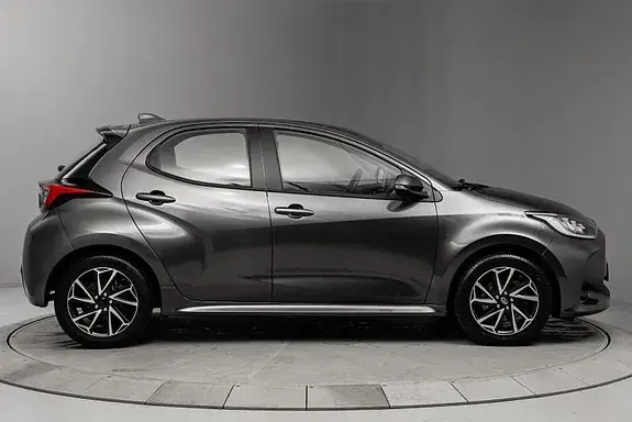 Toyota Yaris 2023 photo 5