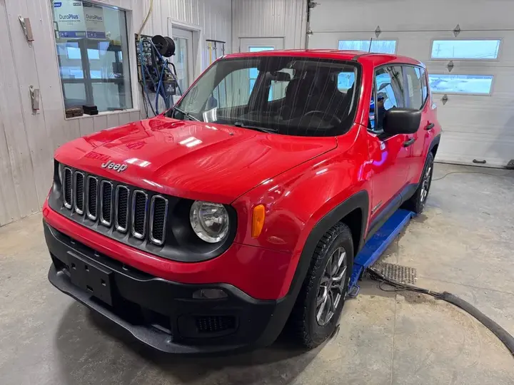 Jeep Renegade 2015 photo 3