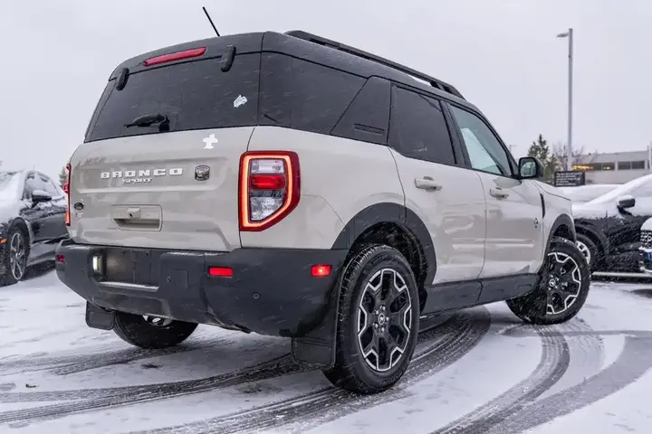 Ford Bronco Sport 2025 photo 2