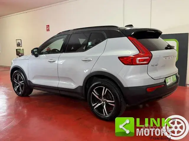 Volvo Xc40 2020 photo 4