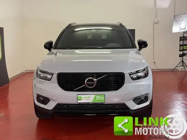 Volvo Xc40 2020 photo 2