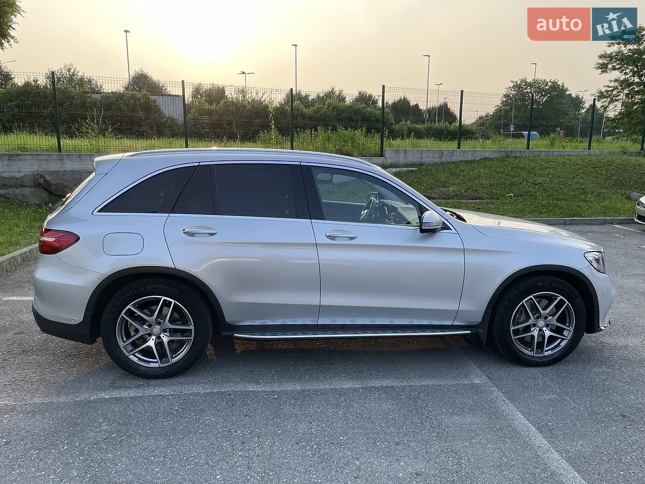 Mercedes-Benz Glc-Class 2016 photo 3