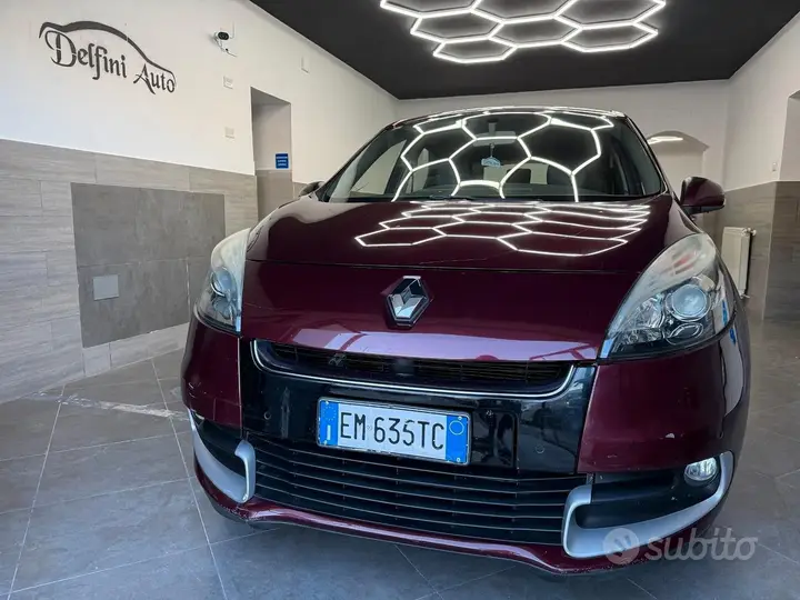 Renault Scenic 2012 photo 5