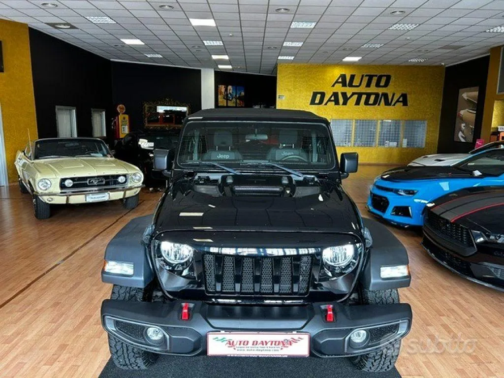 Jeep Wrangler Unlimited 2023 photo 3
