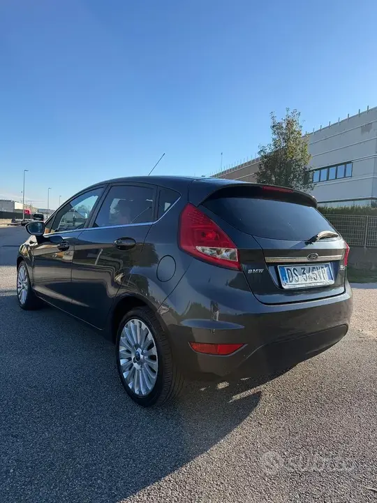 Ford Fiesta 2008 photo 5