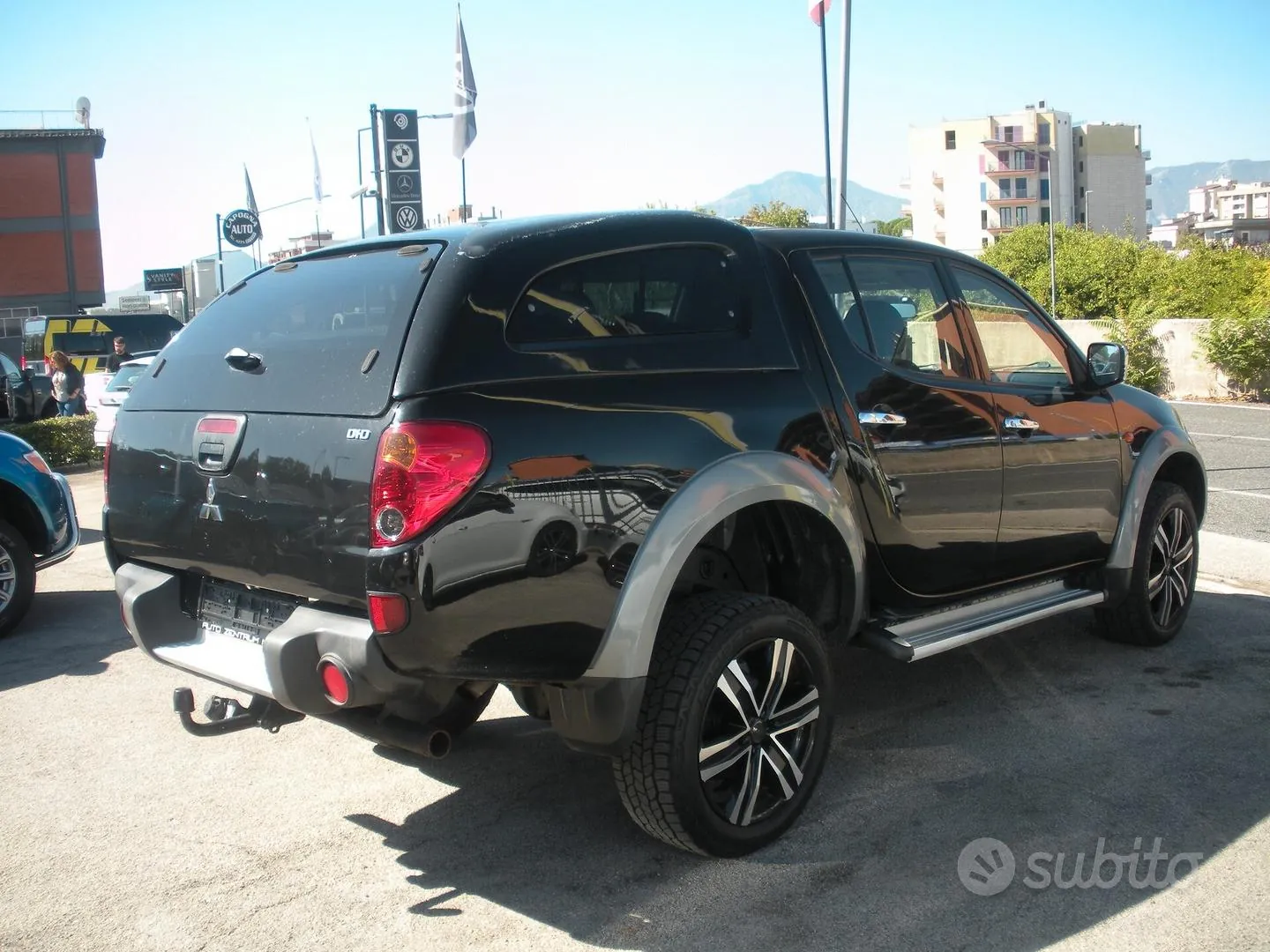Mitsubishi L200 2011 photo 4
