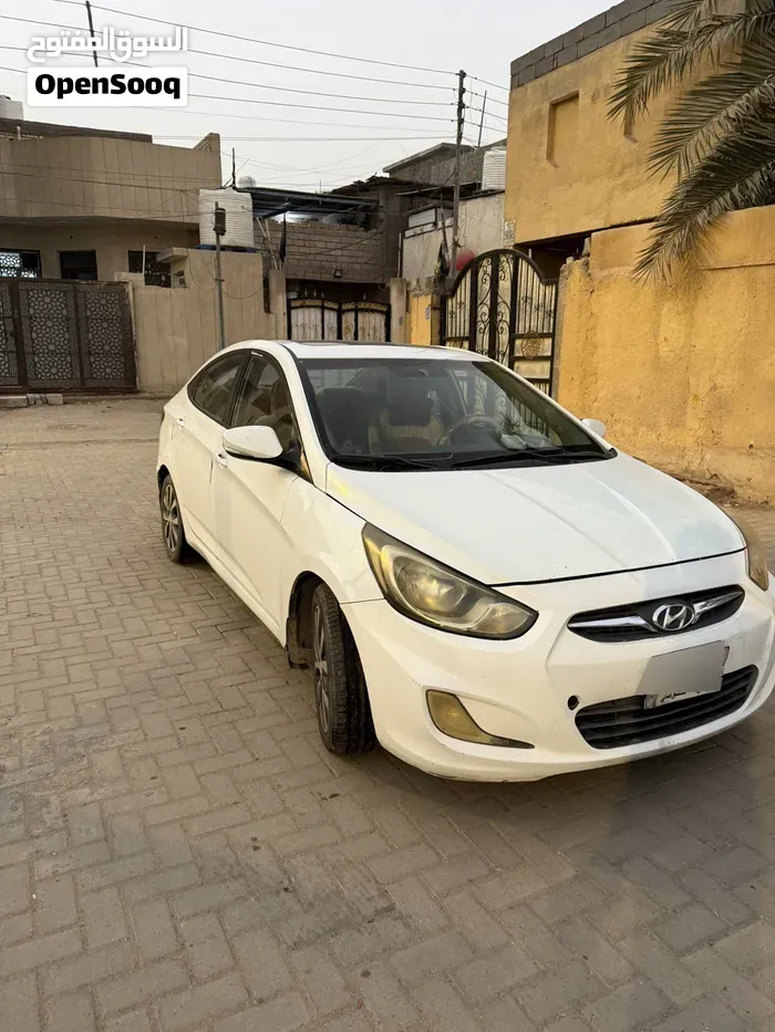 Hyundai Accent 2015 photo 2