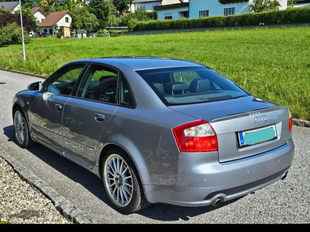 Audi A4 2003 photo 3