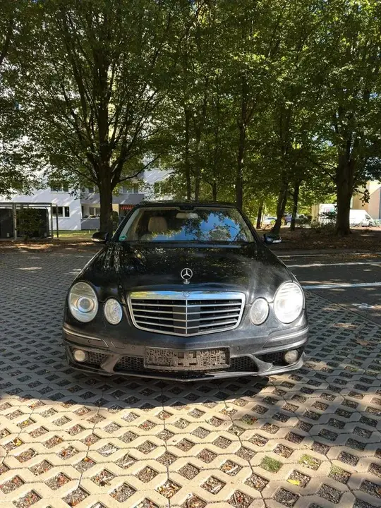 Mercedes-Benz W 211