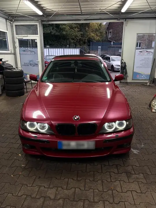 BMW 525I