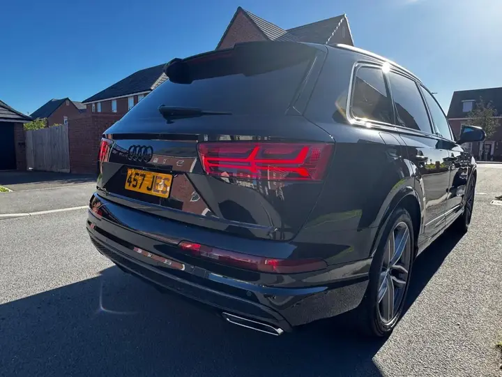 Audi Q7 2018 photo 3
