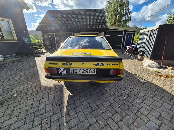 Ford Escort 1978 photo 4