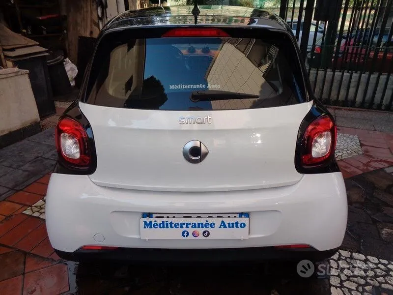 Smart Forfour 2019 photo 4