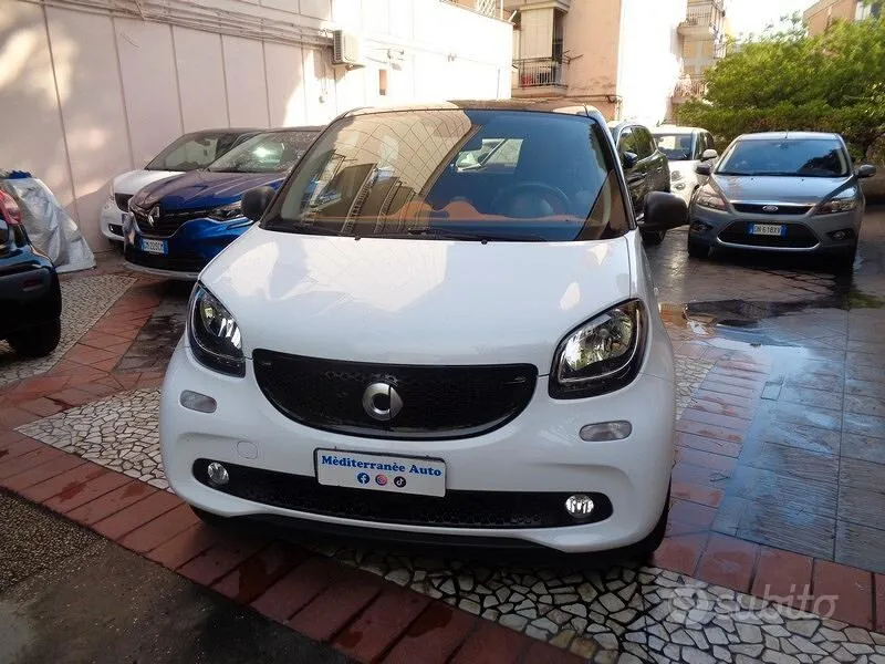 Smart Forfour 2019 photo 2