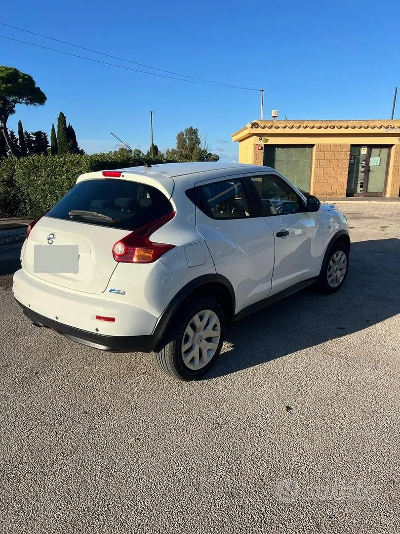 Nissan Juke 2011 photo 3