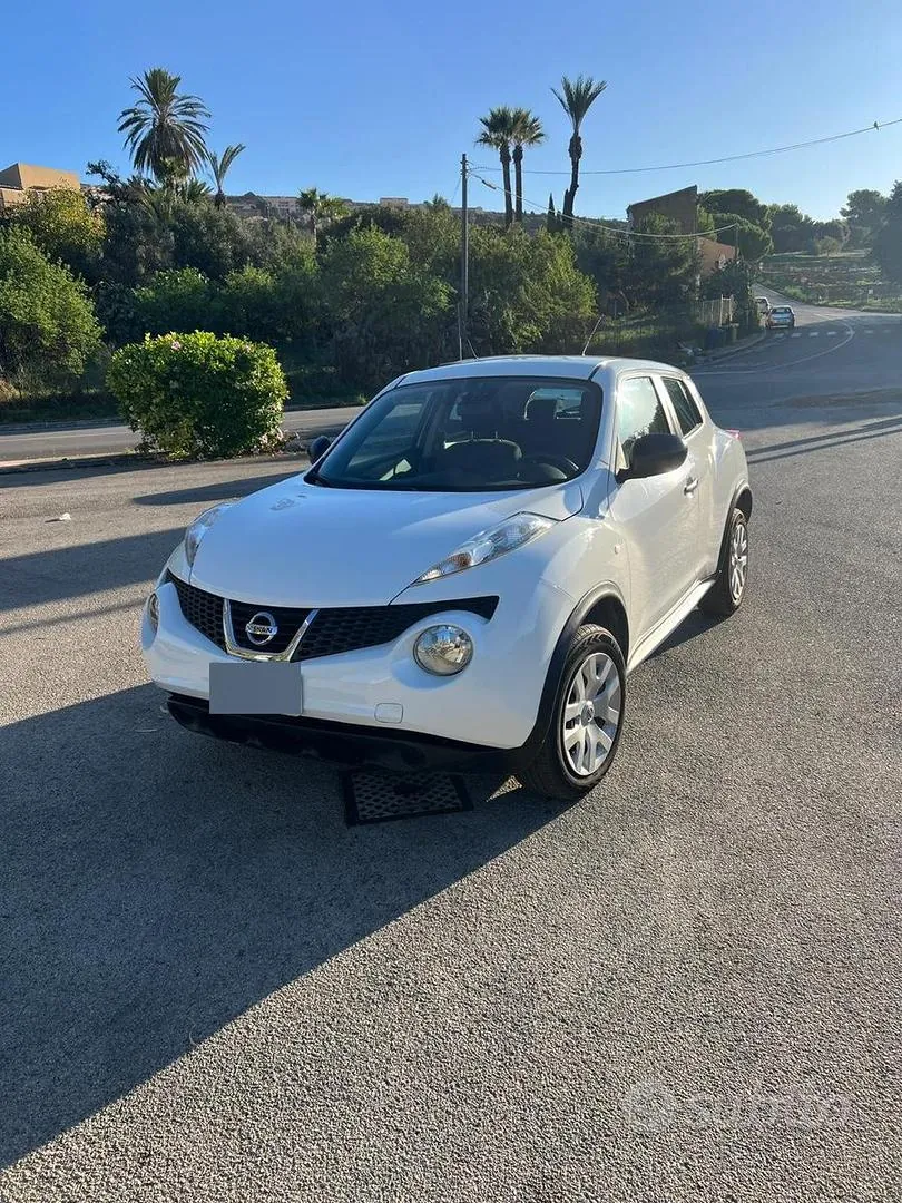 Nissan Juke 2011 photo 4