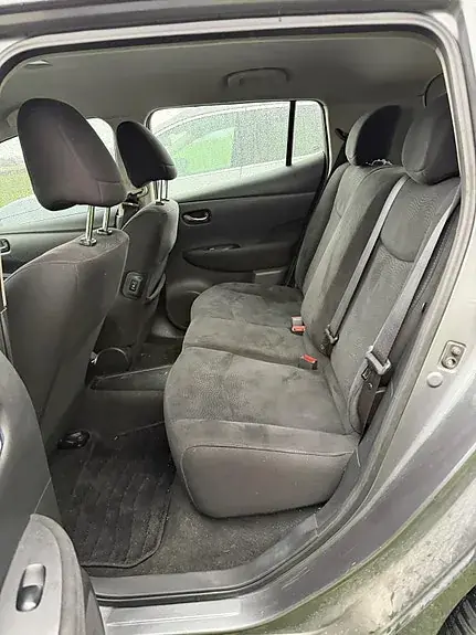 Nissan Leaf 2015 photo 4