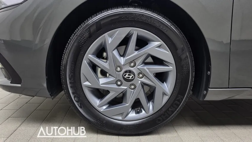 Hyundai Avante 2025 photo 5