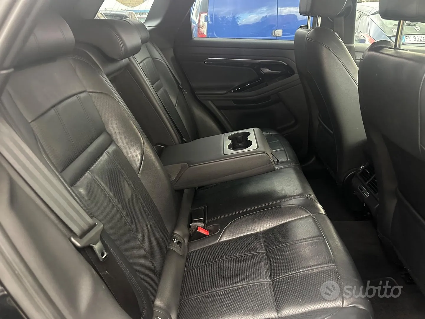 Land Rover Range Rover Evoque 2020 photo 4