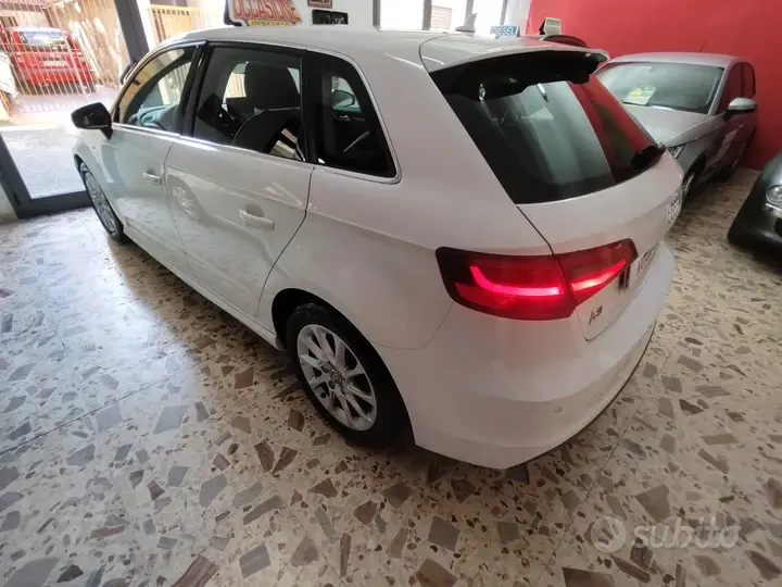 Audi A3 2015 photo 3