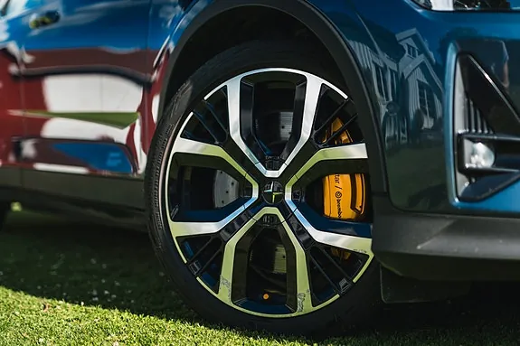 Polestar 2 2021 photo 5