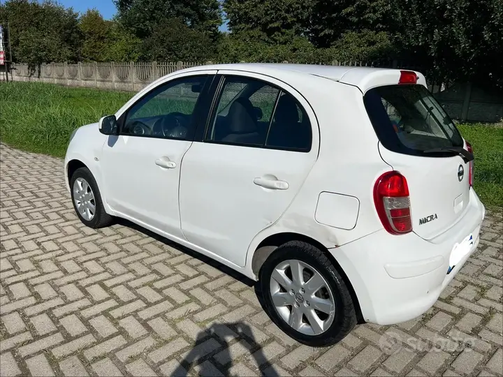 Nissan Micra 2013 photo 5