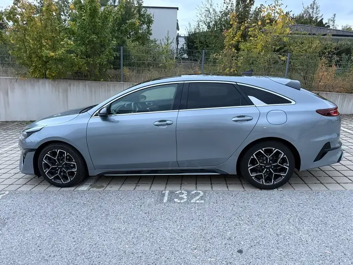 Kia Proceed 2021 photo 2