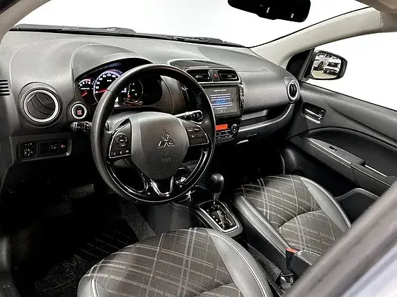 Mitsubishi Space Star 2022 photo 4