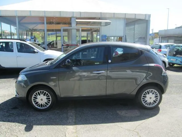 Lancia Ypsilon 2017 photo 5