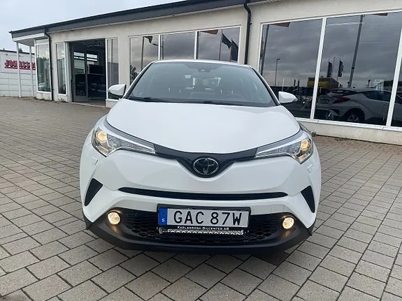 Toyota C-Hr 2019 photo 2
