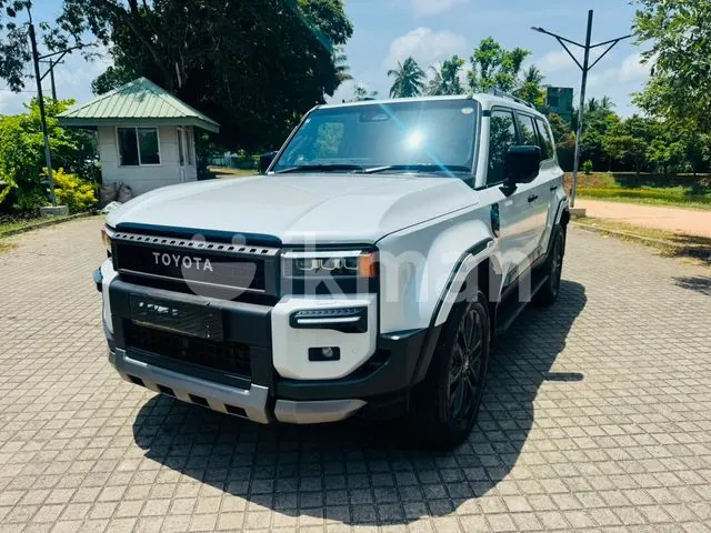 Toyota Land Cruiser Prado 2024 photo 2